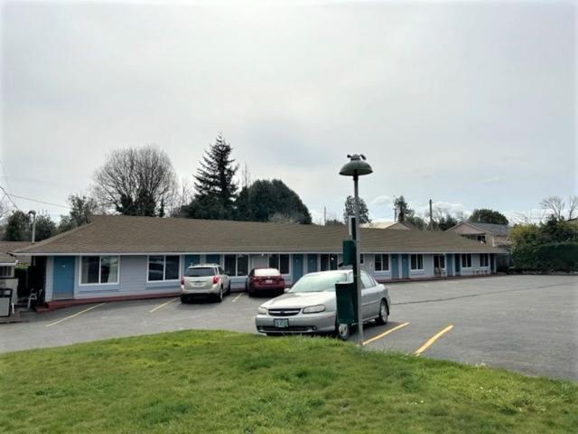 Myrtle Lane Inn Randolph Exterior photo